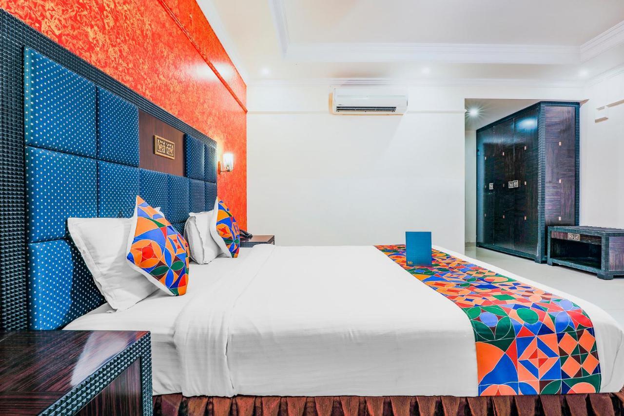 Fabhotel Royal Mirage With Pool & Gym - Nr Candolim Beach Экстерьер фото