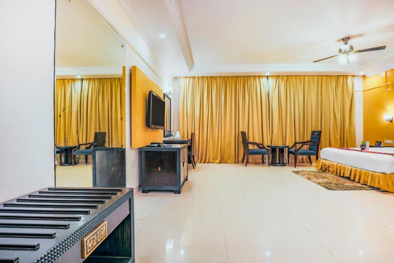 Fabhotel Royal Mirage With Pool & Gym - Nr Candolim Beach Экстерьер фото